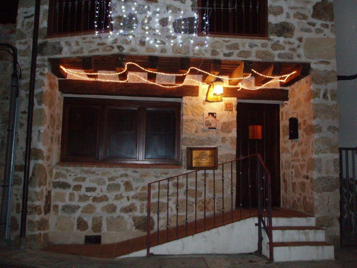 Villa La Hijuela Navafría Exterior foto